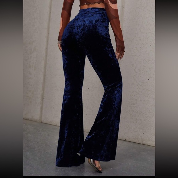 High Waist Velvet Flare Leg Pants - Picture 2 of 5